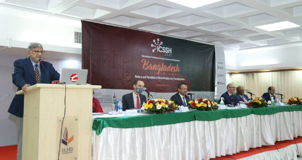 Planning Minister MA Mannan among the participants and speakers at a conference organized by Independent University, Bangladesh (IUB) titled “Bangladesh in 2041: Notions and Narratives of Diversification and Transformation” on Saturday, November 13, 2021 Courtesy