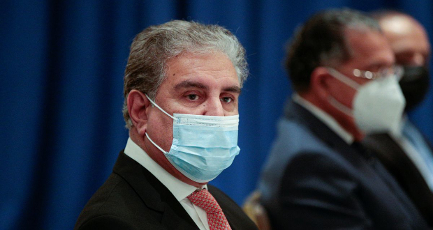 Pakistani Foreign Minister Shah Mahmood Qureshi meets with U.S. Secretary of State Antony Blinken (not pictured) on the sidelines of the 76th Session of the U.N. General Assembly in New York, U.S. September 23, 2021. Kena Betancur/Pool via REUTERS