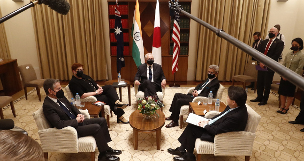 Australian Prime Minister Scott Morrison (center) addresses US Secretary of State Antony Blinken (left), Australian Foreign Minister Marise Payne (2nd from left), Indian External Affairs Minister Subrahmanyam Jaishankar (2nd from right) and Japan's Foreign Minister Yoshimasa Hayashi (right) before a Quad meeting in Melbourne on February 11, 2022. Photo: AFP